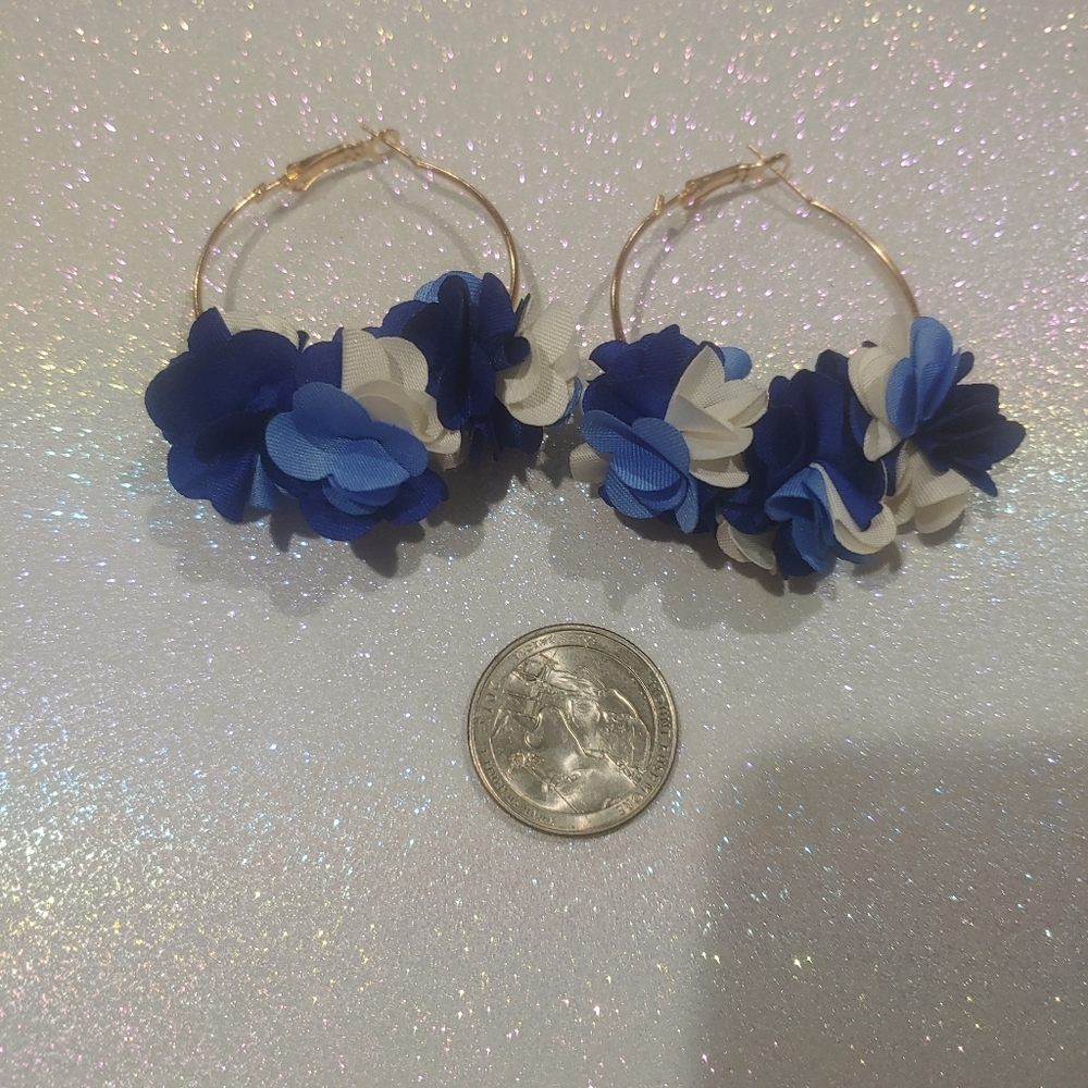 Blue flowers gold hoop earrings